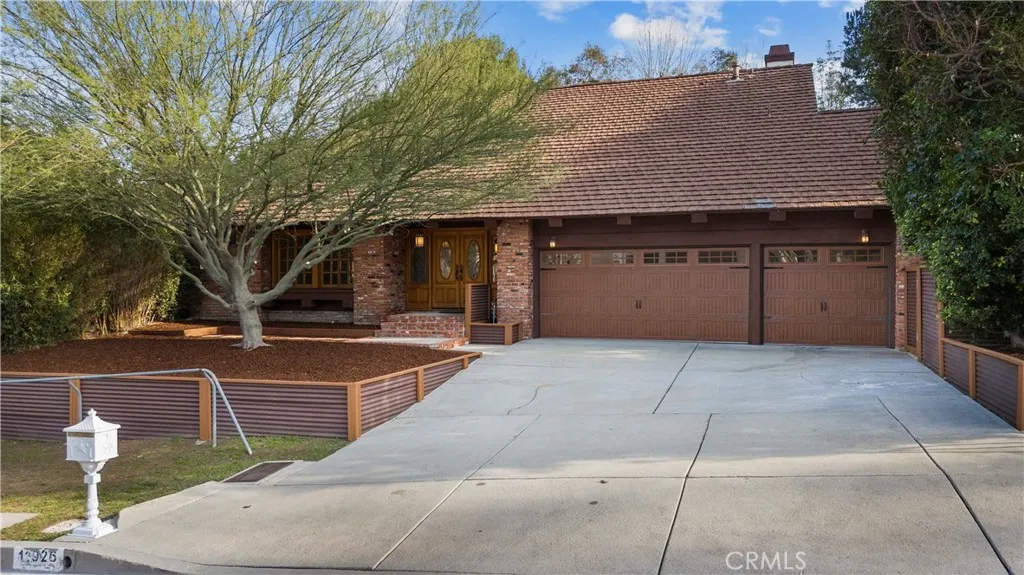 11926 Rexbon, Granada Hills, California 91344 home-pic-3