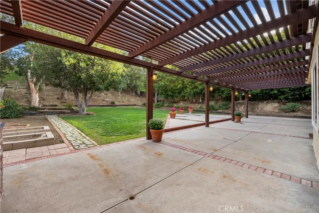 11926 Rexbon, Granada Hills, California 91344 home-pic-30