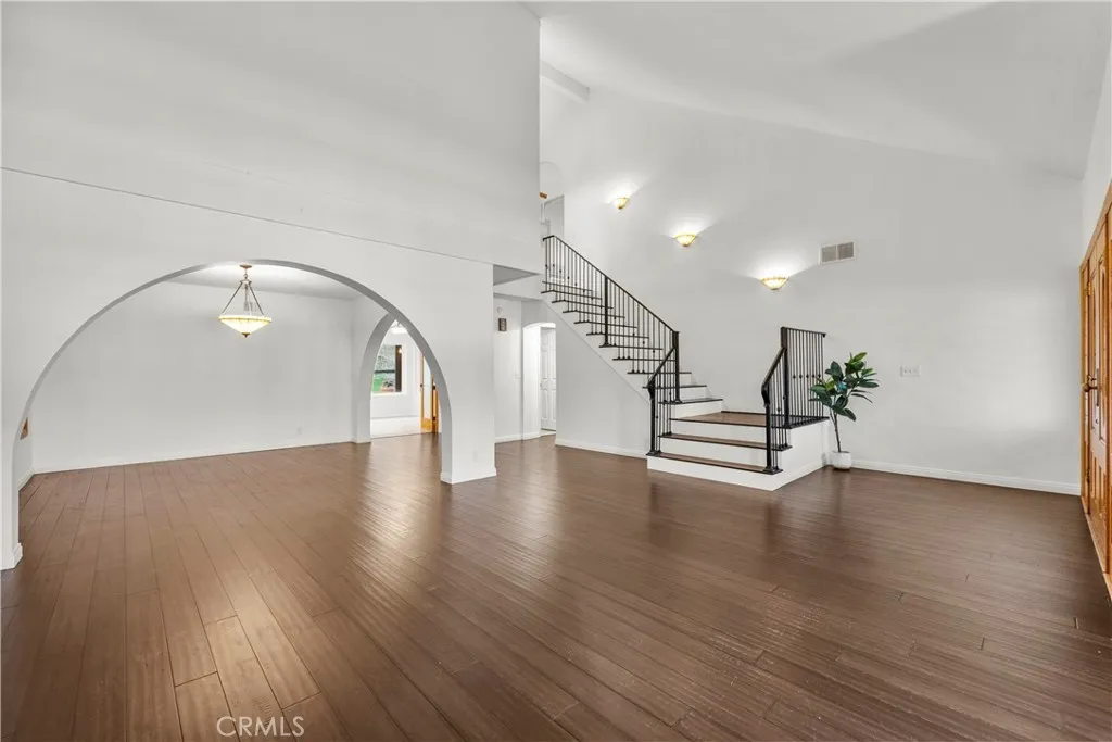11926 Rexbon, Granada Hills, California 91344 home-pic-5