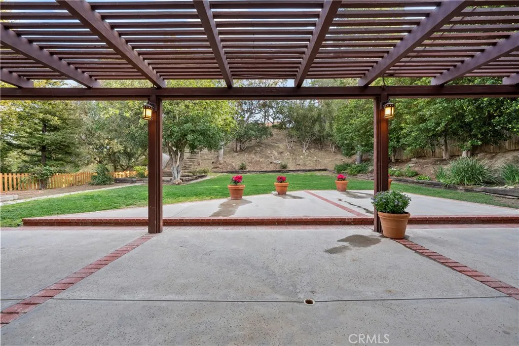 11926 Rexbon, Granada Hills, California 91344 home-pic-33