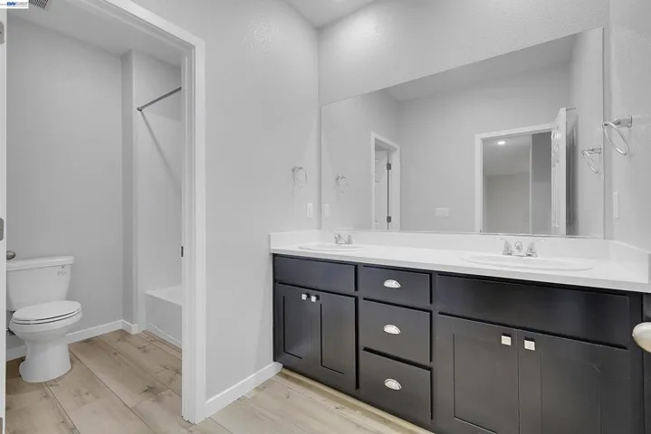 This is in upstair hall way full bathroom