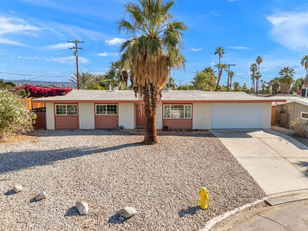 42570 Stephani Circle, Palm Desert, California 92260 home-pic-2