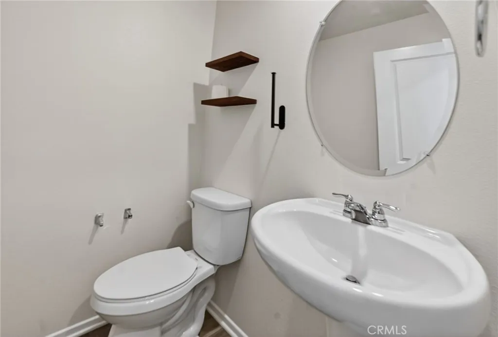 30826 Grand Prix Court, Winchester, California 92596 home-pic-17