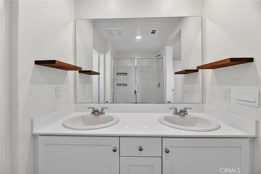 30826 Grand Prix Court, Winchester, California 92596 home-pic-33
