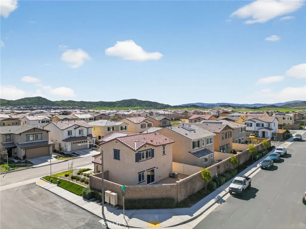 30826 Grand Prix Court, Winchester, California 92596 home-pic-46