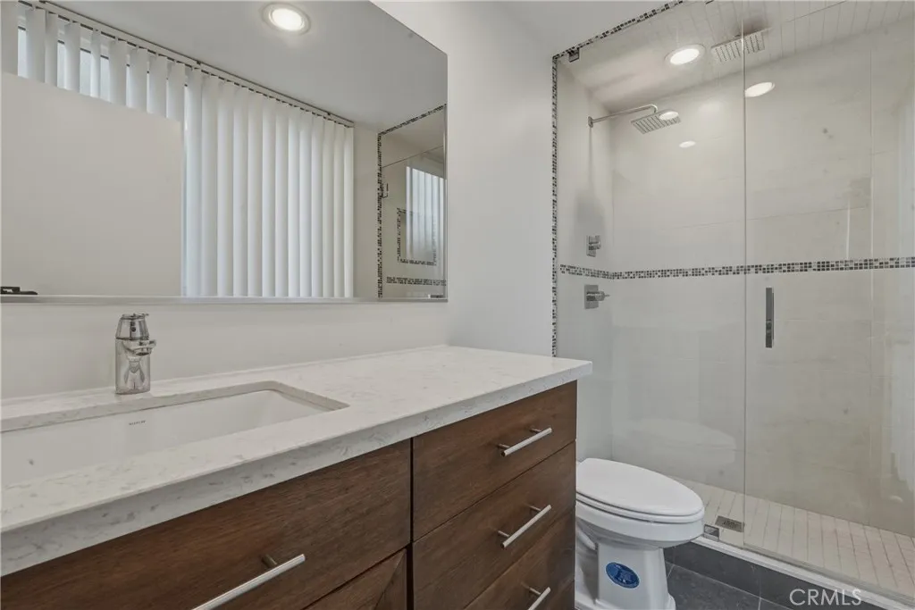 1803 E Ocean 201, Long Beach, California 90802 home-pic-23