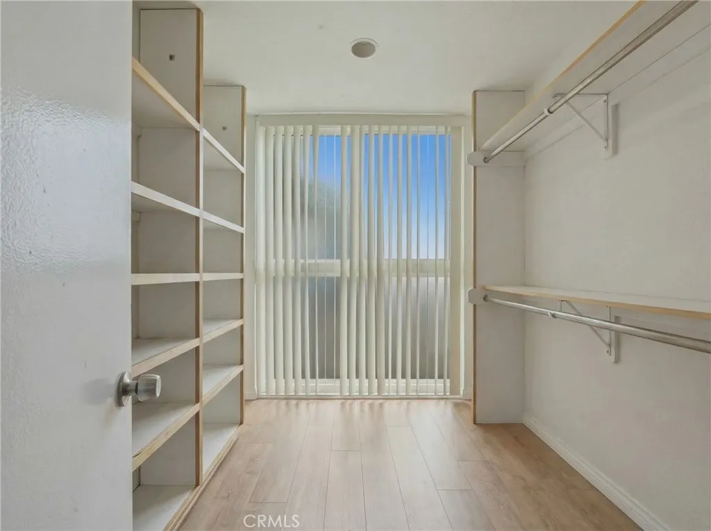 1803 E Ocean 201, Long Beach, California 90802 home-pic-22