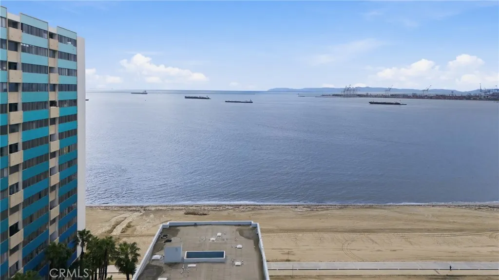 1803 E Ocean 201, Long Beach, California 90802 home-pic-42