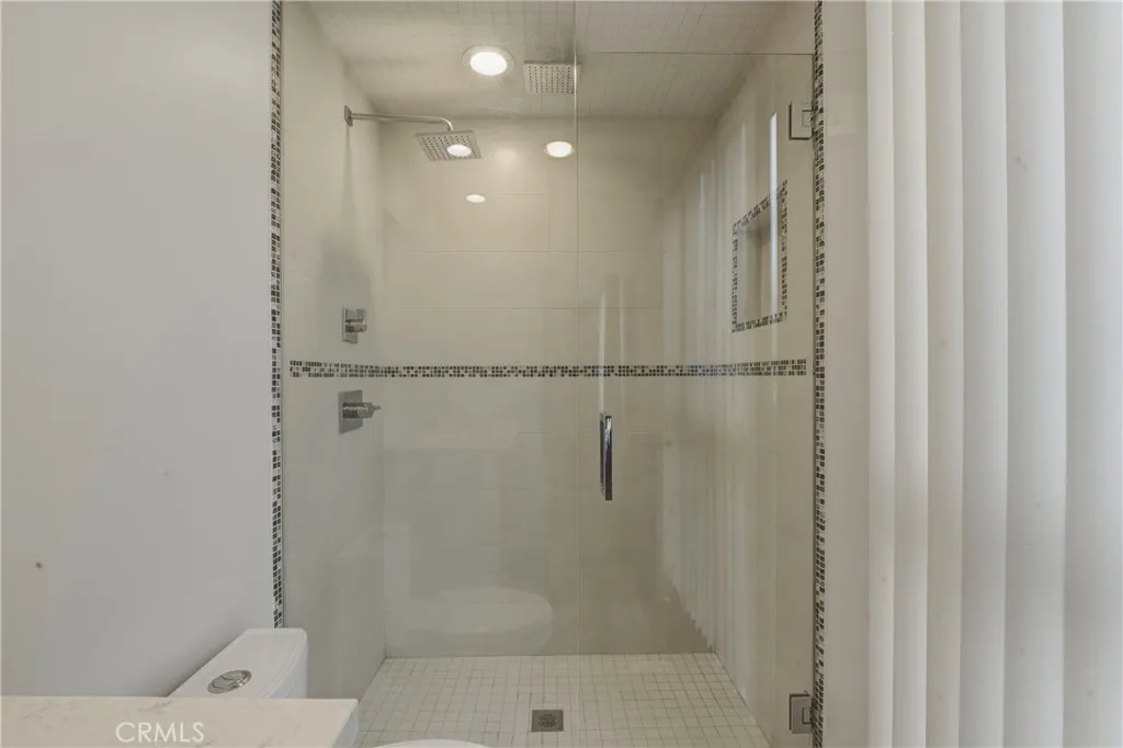 1803 E Ocean 201, Long Beach, California 90802 home-pic-25