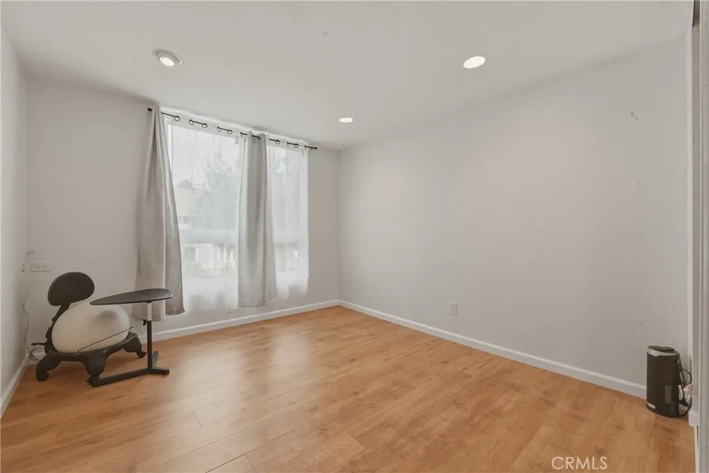 1803 E Ocean 201, Long Beach, California 90802 home-pic-27
