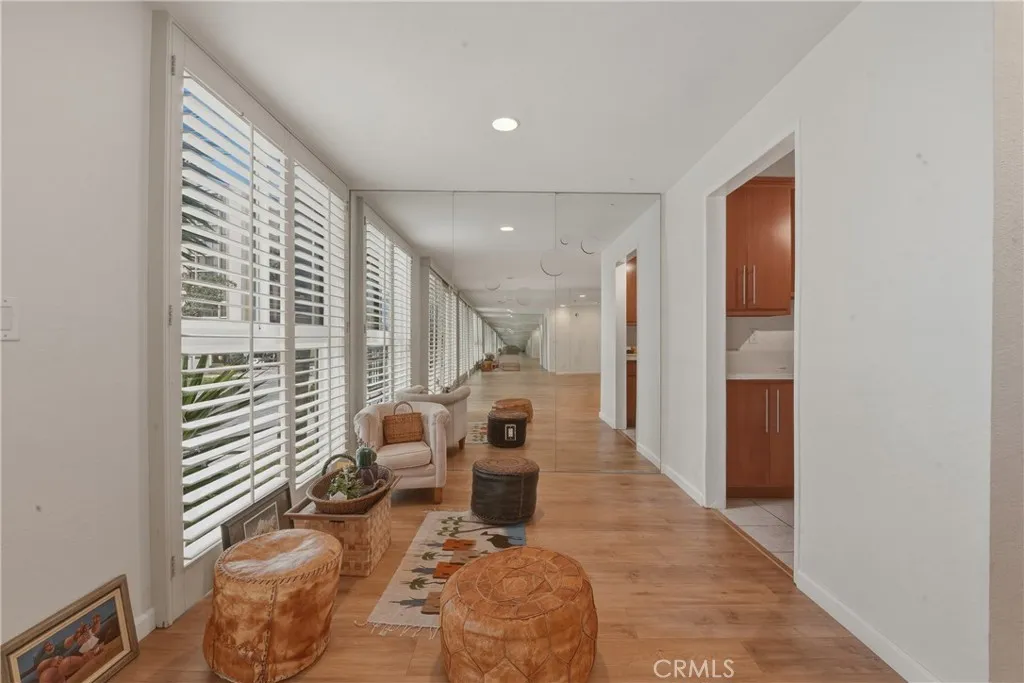 1803 E Ocean 201, Long Beach, California 90802 home-pic-12
