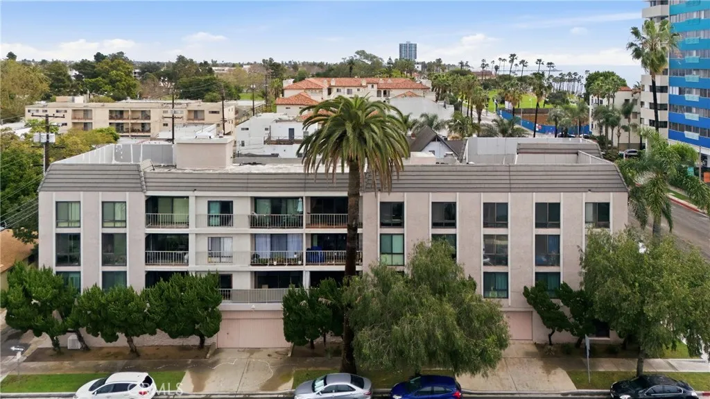 1803 E Ocean 201, Long Beach, California 90802 home-pic-1