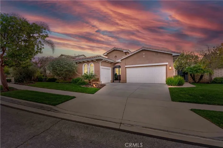 889 Lindamere Court, Simi Valley, California 93065