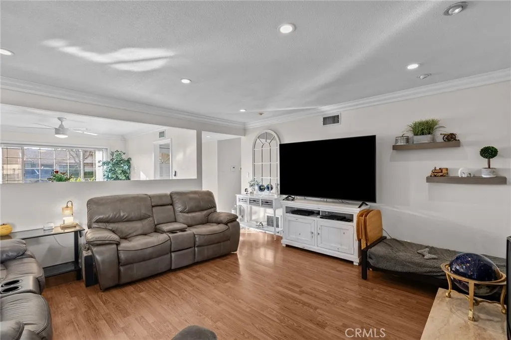 3042 Austin, Simi Valley, California 93063 home-pic-4