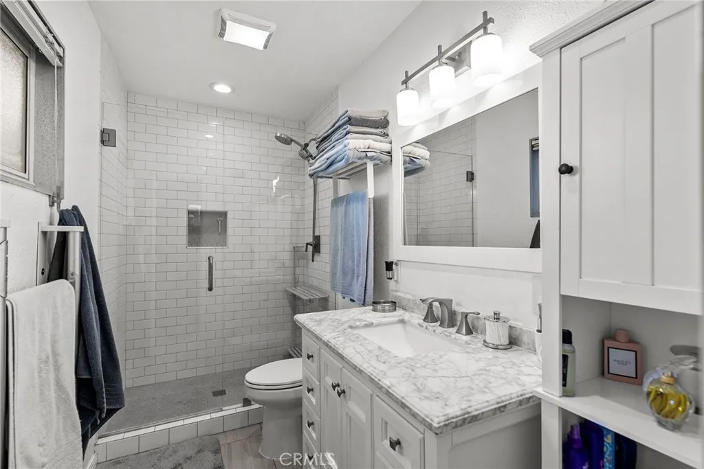 3042 Austin, Simi Valley, California 93063 home-pic-17