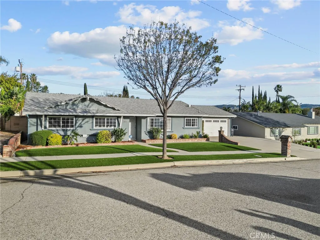 3042 Austin, Simi Valley, California 93063 home-pic-1