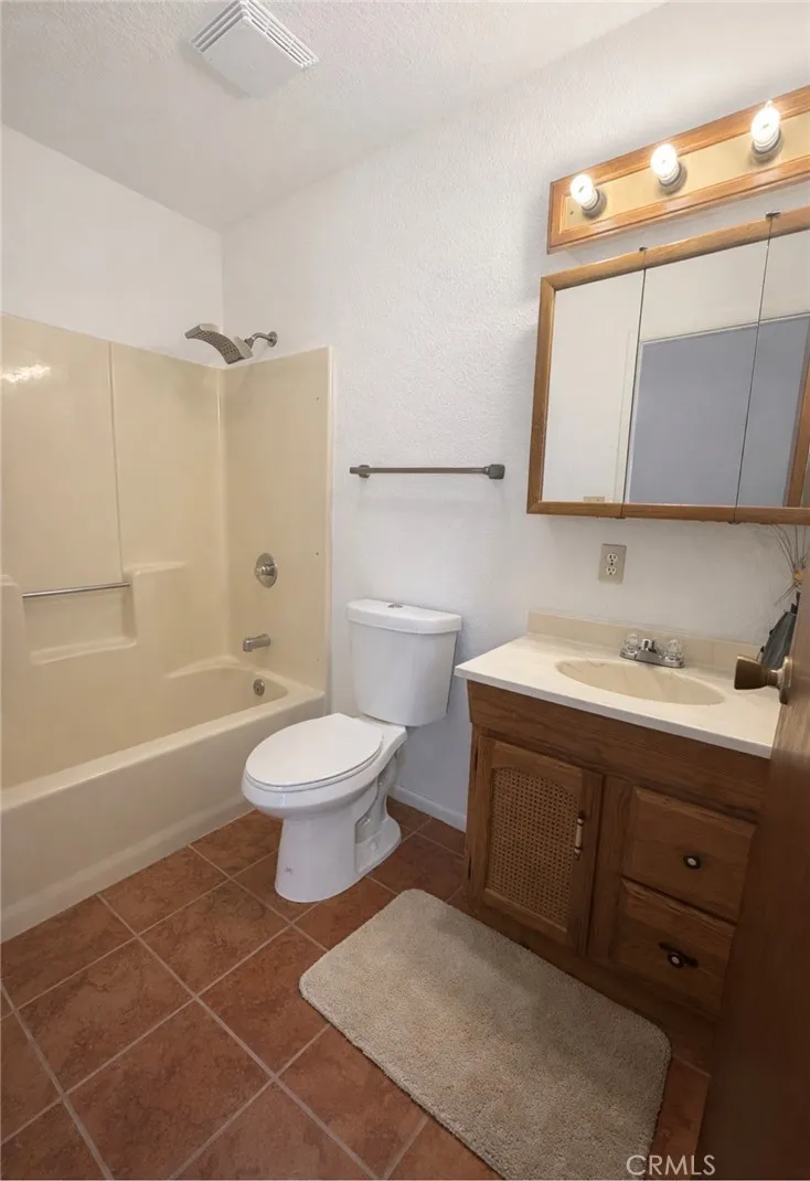 301 N K, Needles, California 92363 home-pic-16