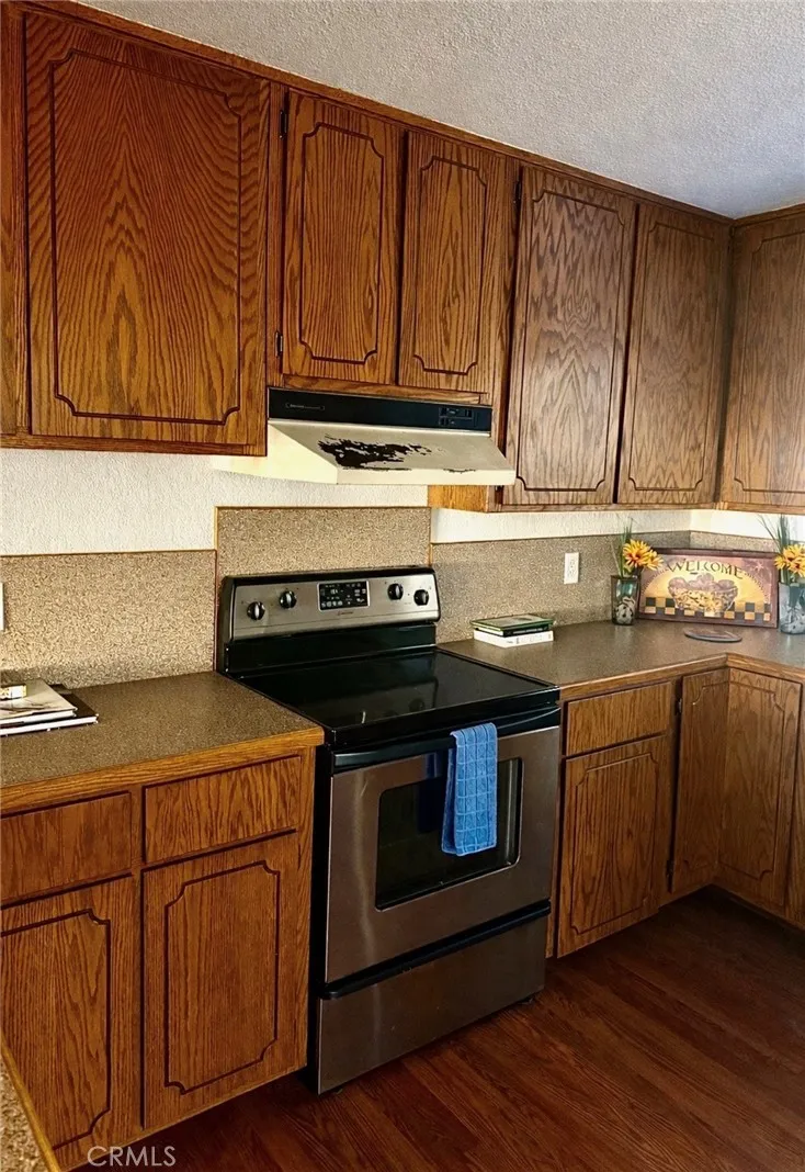 301 N K, Needles, California 92363 home-pic-10