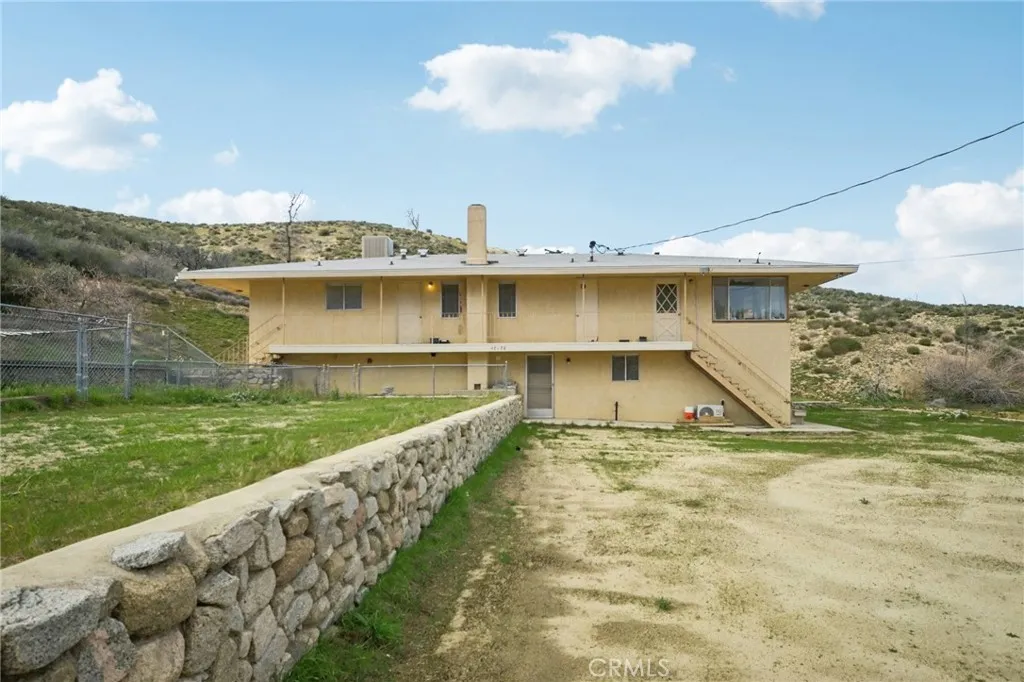 47078 Kings Canyon, Lancaster, California 93536 home-pic-2