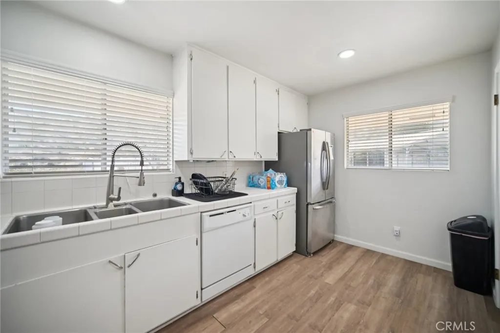 47078 Kings Canyon, Lancaster, California 93536 home-pic-15