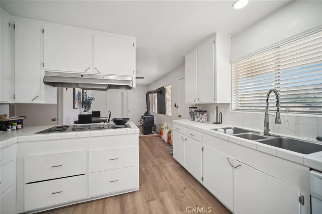 47078 Kings Canyon, Lancaster, California 93536 home-pic-13