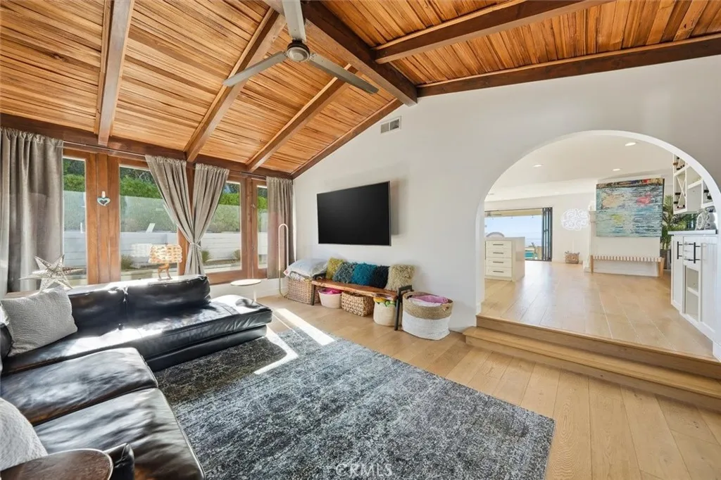 32333 Phantom Drive, Rancho Palos Verdes, California 90275 home-pic-23