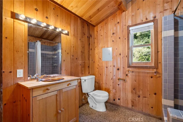 Guest House Bathroom