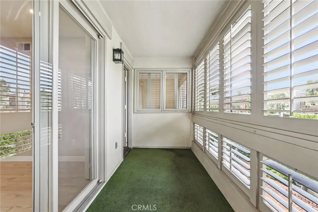 369 Avenida Granada, Long Beach, California 90814 home-pic-30