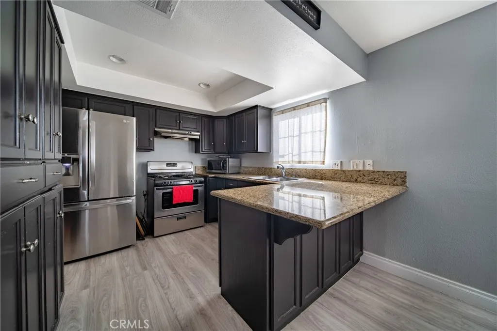 25035 Brodiaea Avenue, Moreno Valley, California 92553 home-pic-3