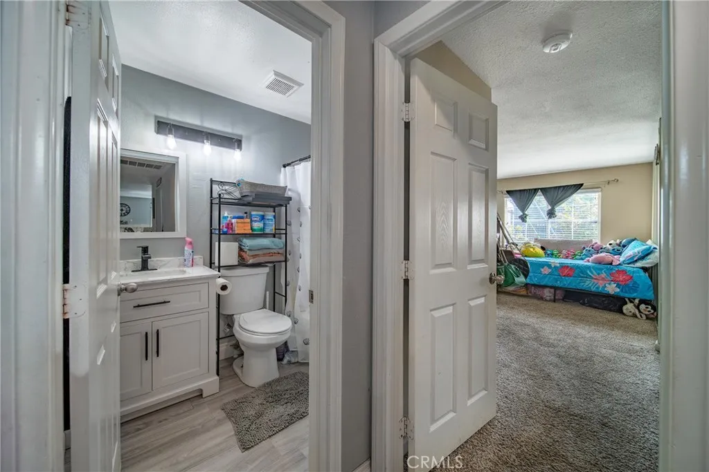 25035 Brodiaea Avenue, Moreno Valley, California 92553 home-pic-10