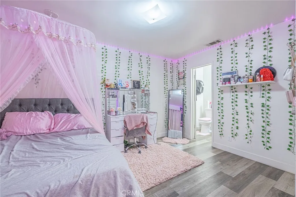 9268 Beech, Fontana, California 92335 home-pic-16