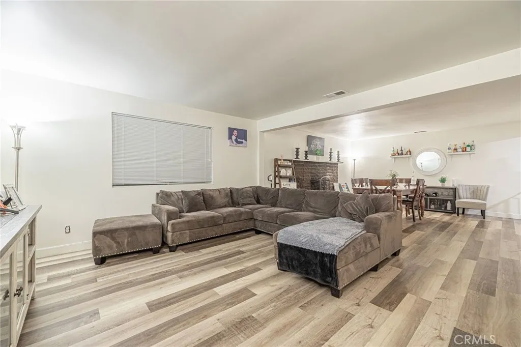 9268 Beech, Fontana, California 92335 home-pic-2