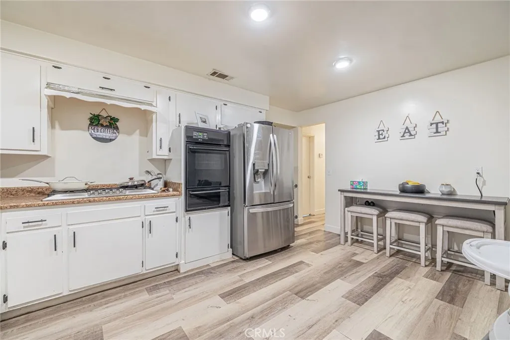 9268 Beech, Fontana, California 92335 home-pic-6