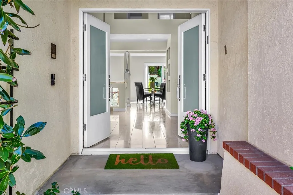 7156 Castle Peak, West Hills, California 91307 home-pic-2