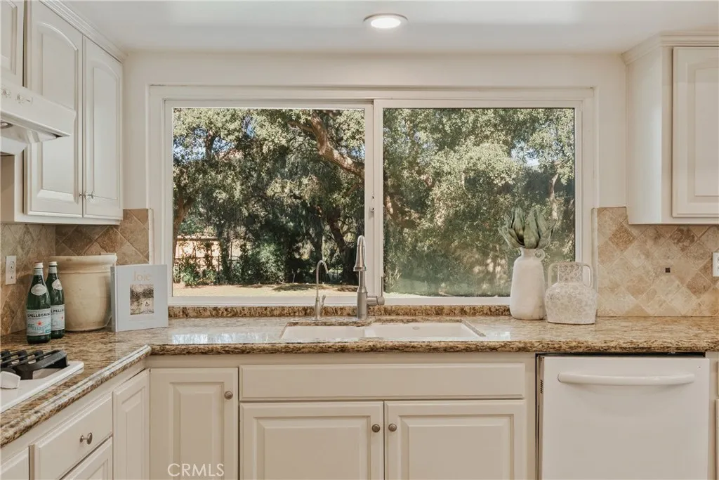 7817 E Sandberg Lane, Orange, California 92869 home-pic-22