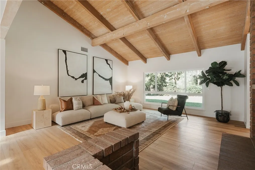 7817 E Sandberg Lane, Orange, California 92869 home-pic-8