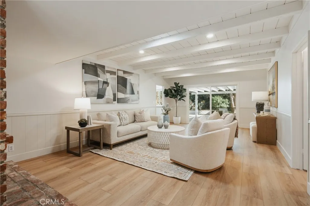 7817 E Sandberg Lane, Orange, California 92869 home-pic-26