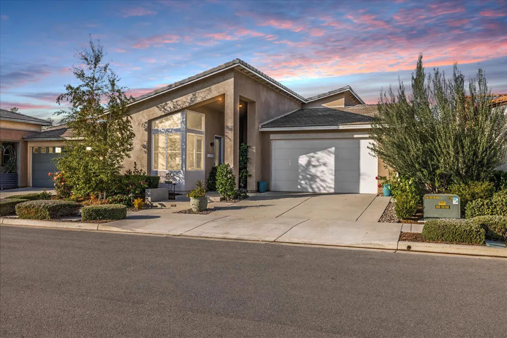 1514 Overpark Lane, Beaumont, California 92223 home-pic-3