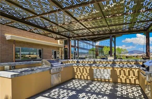 1514 Overpark Lane, Beaumont, California 92223 home-pic-72