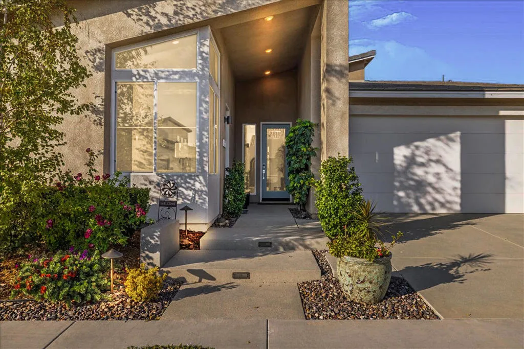 1514 Overpark Lane, Beaumont, California 92223 home-pic-4