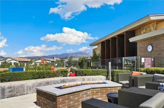 1514 Overpark Lane, Beaumont, California 92223 home-pic-76