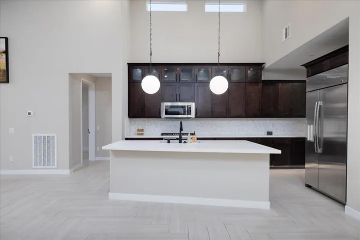 15-Kitchen