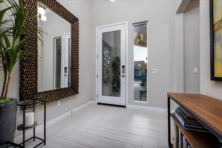 08-Foyer