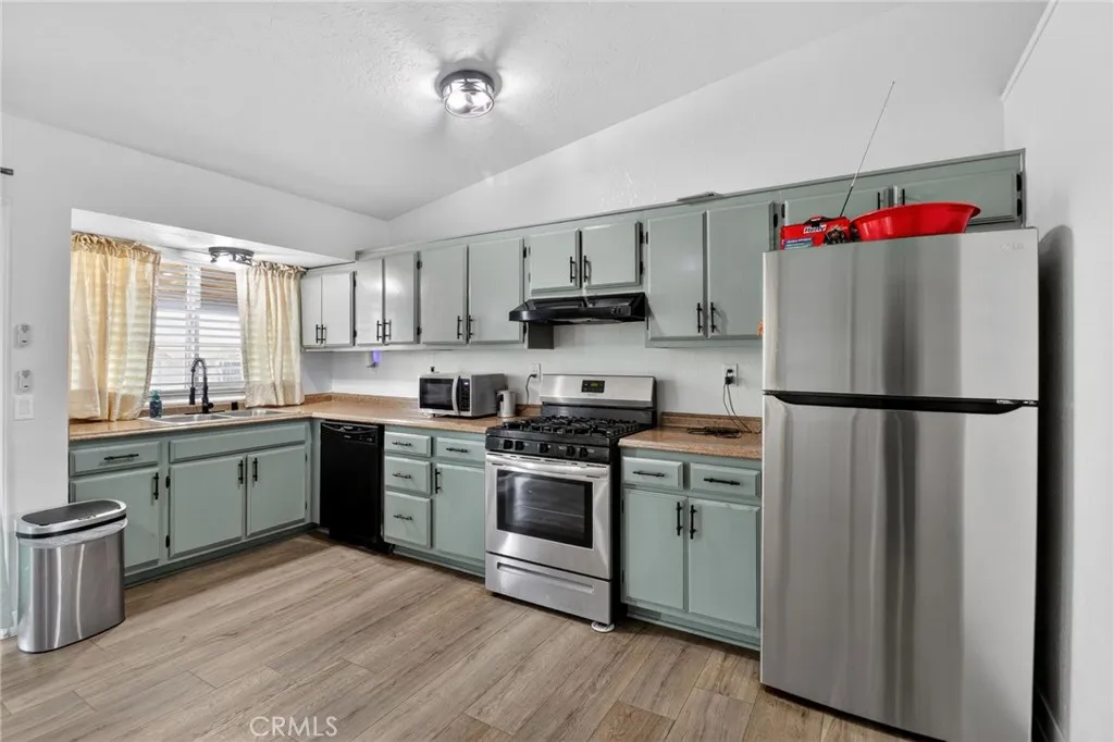 15798 Bleriot, Hesperia, California 92345 home-pic-8