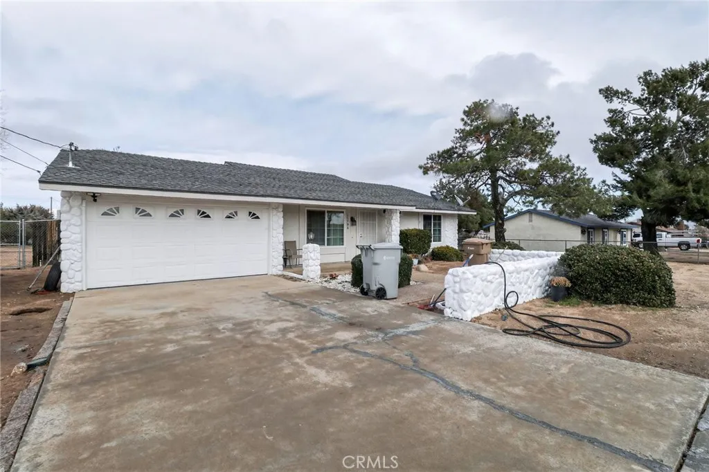 15798 Bleriot, Hesperia, California 92345 home-pic-2