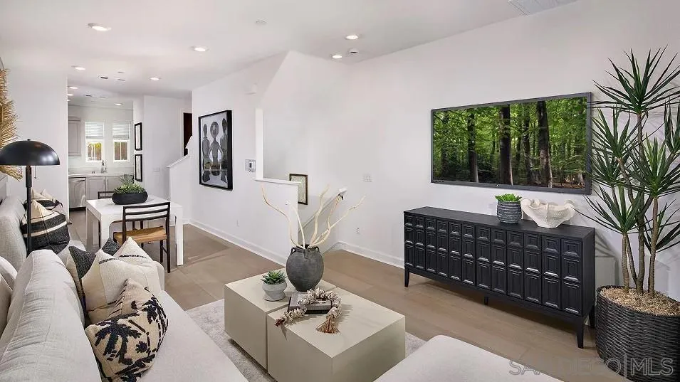 2907 Faye Drive, San Marcos, California 92078 home-pic-6