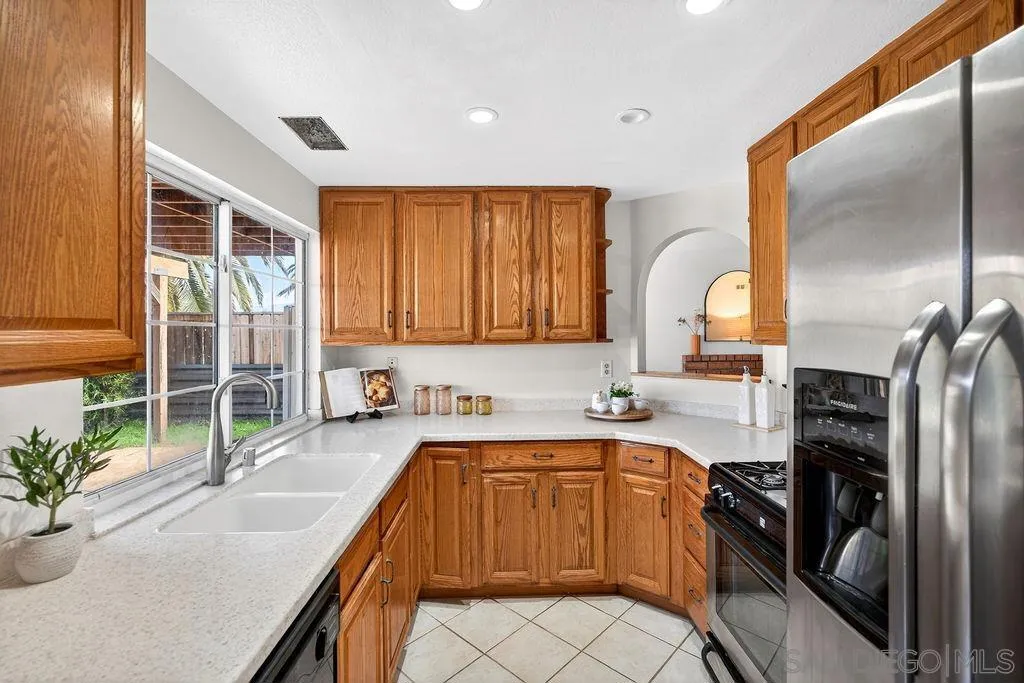 31218 Comotilo Ct, Temecula, California 92592 home-pic-22