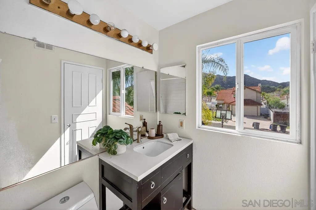 31218 Comotilo Ct, Temecula, California 92592 home-pic-30