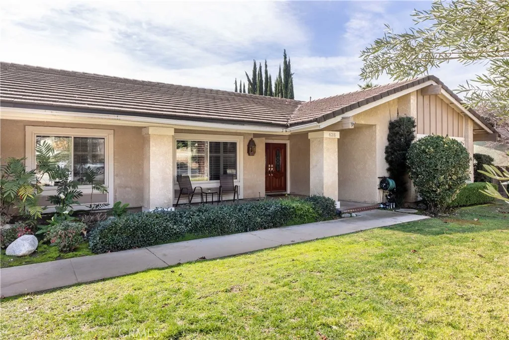 628 Charleston, Claremont, California 91711 home-pic-5