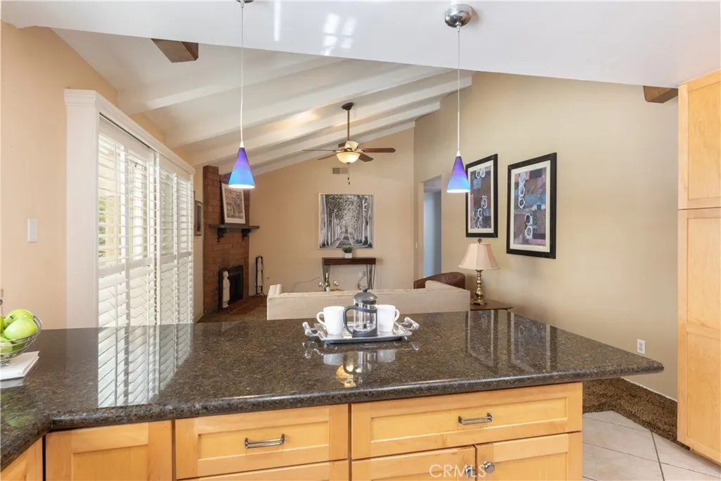 628 Charleston, Claremont, California 91711 home-pic-17